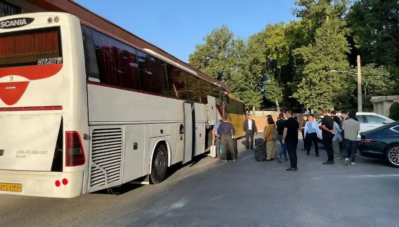 Şiraz’da Otobüs Faciası: 21 Kişi Hayatını Kaybetti!