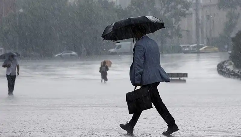 Meteoroloji Uyardı: Sağanak ve Kuvvetli Yağışlar Hangi Bölgeleri Etkileyecek?