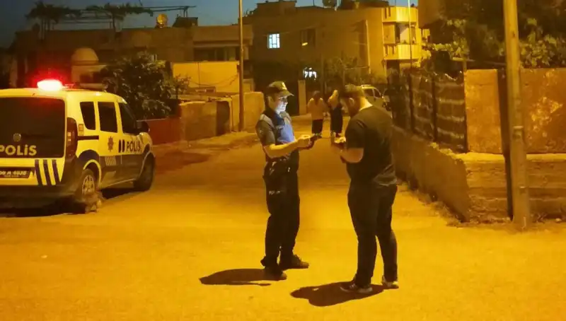 Husumetlilerin Evinin Önünde Silahlı Saldırı: Olayın Detayları Ortaya Çıktı