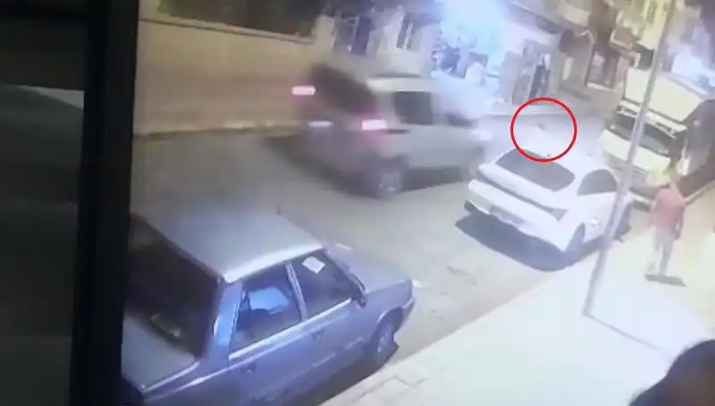 Yola Fırlayan Çocuğa Araç Çarptı: Olayda Şoke Eden Detaylar