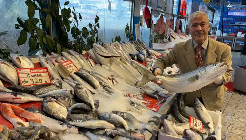 Ramazan'da Balık Fiyatları Rekor Düşüşte: Pazarlar Bereket Sağıyor!