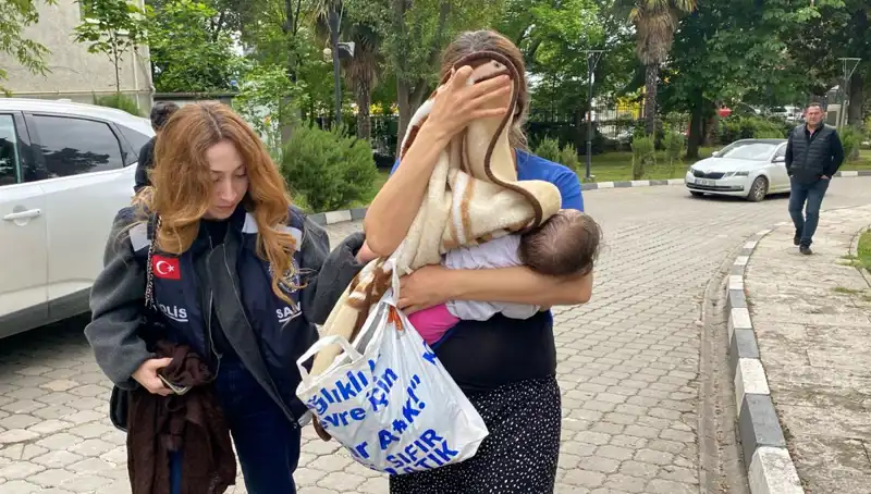 Evlerde Hırsızlık Yapan Kadın Operasyonda Yakalandı!