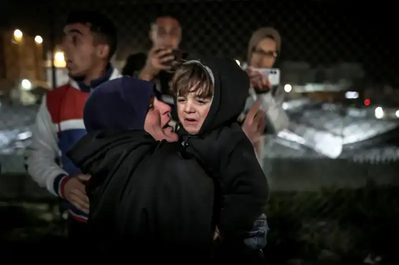 Refah’ta Tarihi Geçişler: Filistinliler Ailelerine Kavuştu