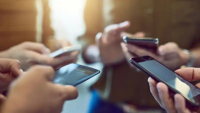 Oppo A5 Pro 4G: Uygun Fiyatlı Dayanıklılık ve Performansın Yeni Yüzü