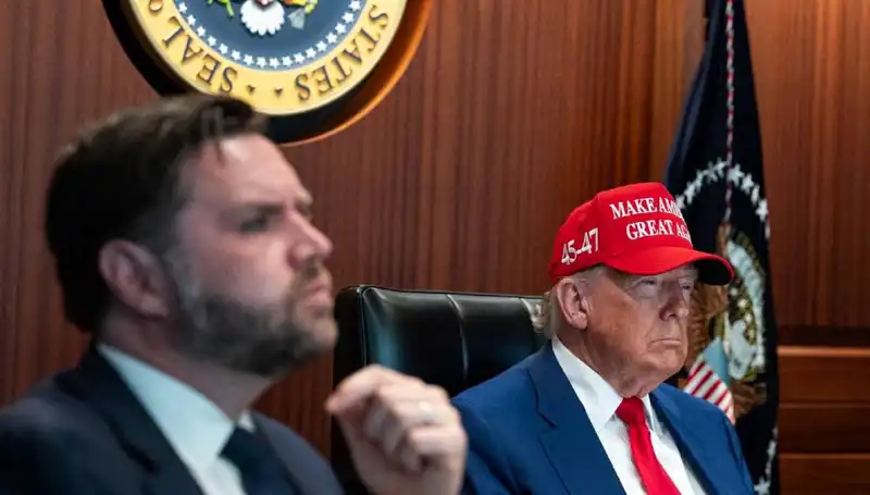 Eski Başkan Trump’ın Azil Tasarısı Hakkında Şok Gelişme: Reddedildi!