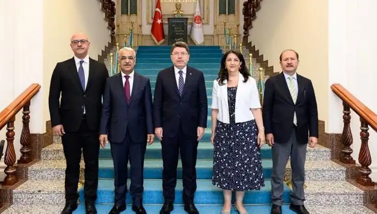 DEM Parti İmralı Heyeti: Adalet Bakanı Yılmaz Tunç ile Tarihi Görüşme