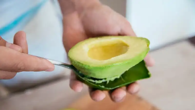 Avokado Yağlarının Sağlığa Faydaları: Gerçekten de Süper Besin mi?