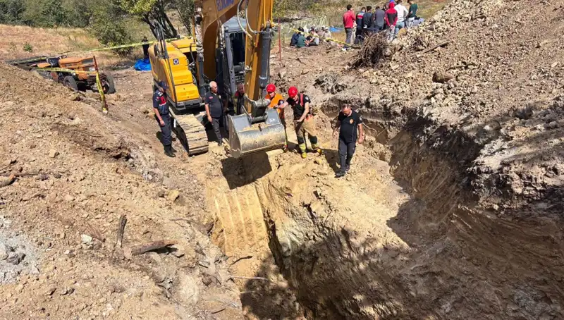 Manisa'da Havuz Kazısı Faciası: İki Hayat Kaybı ve Toprak Kayması Ürkütüyor