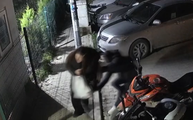 İzmir'de Eski Sevgilinin Saplantısı Kanlı Bir Cinayete Son Verdi