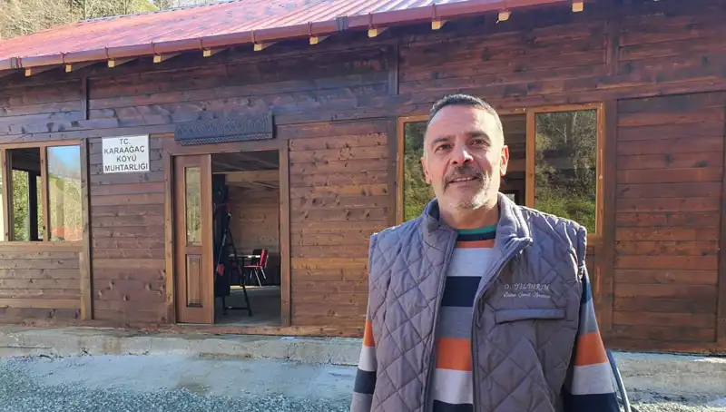 Köy Muhtarı, Hayvanlarını Satarak Sosyal Tesis Yaptı
