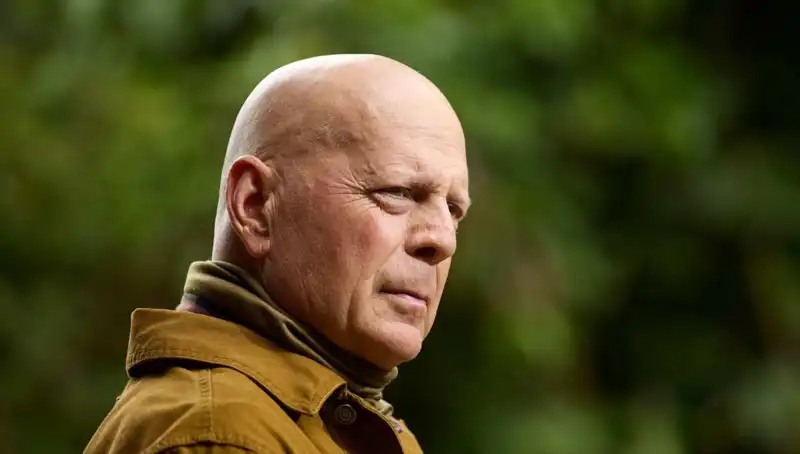Bruce Willis’in Hastalığı Afazi: Nedenleri ve Belirtileri Neler?