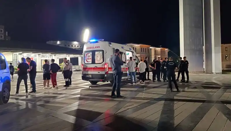 14 Yaşındaki Çocuk, Bir Mahallede Dehşet Saçtı: Olayın Ayrıntıları