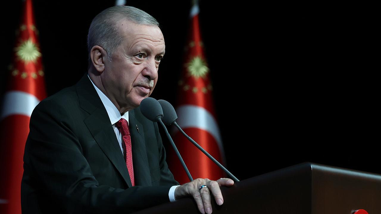 Cumhurbaşkanı Erdoğan: "Adaletin Reyting Uğruna Feda Edilmesine İzin Vermemeliyiz"