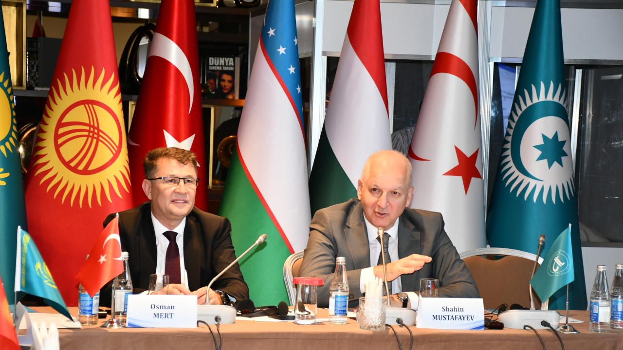 Türkiye'de Alfabe Değişikliği Tartışmaları Gündemde