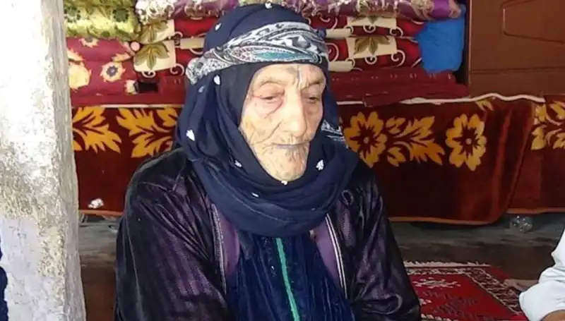 131 Yaşındaki Türkiye’nin En Yaşlı Kadını Hayata Veda Etti