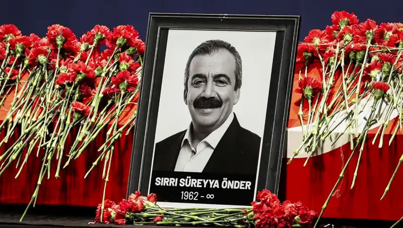 Meclis’te Sırrı Süreyya Önder’in Anması: Anılar ve Duygular Yeniden Canlandı