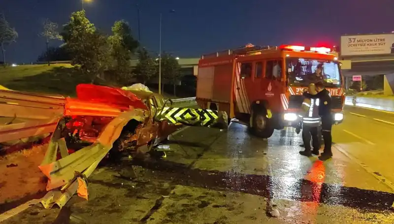 Bariyer Otomobile Saplandı: Sürücü Ağır Yaralı, Detaylar Şok Edici!