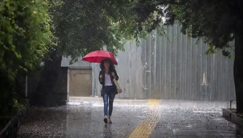 Meteoroloji Genel Müdürlüğü'nden 13 İl İçin Uyarı: Sağanak Yağış Geliyor!