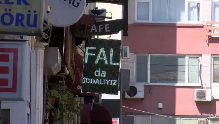 Falcılar için Yasa Değişikliği: Para Karşılığı Fala Hapis Cezası Geliyor