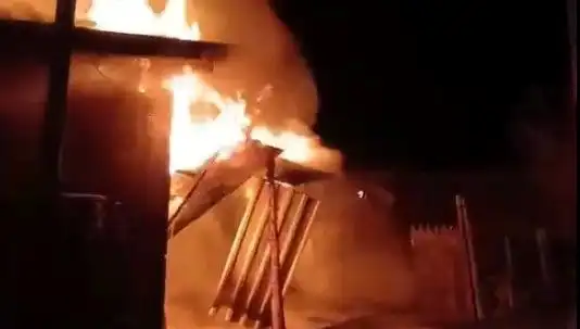 Karabük’te İki Evde Çıkan Yangın Korkuttu, Ciddi Hasar Oluştu