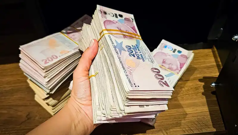 Türkiye'nin Mevduat Pazarında Rekor: 12 Trilyon Lira Hedefleniyor