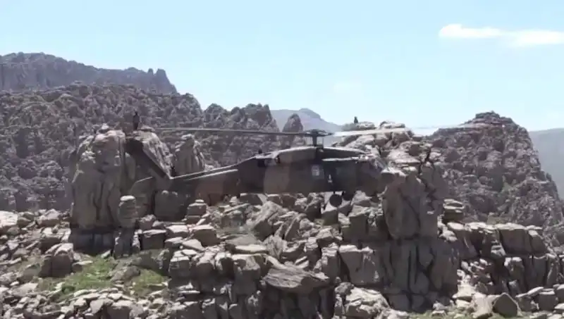 PKK'nın Silah Bırakma Süreci: Türkiye Ne Bekliyor ve Neler Olacak?