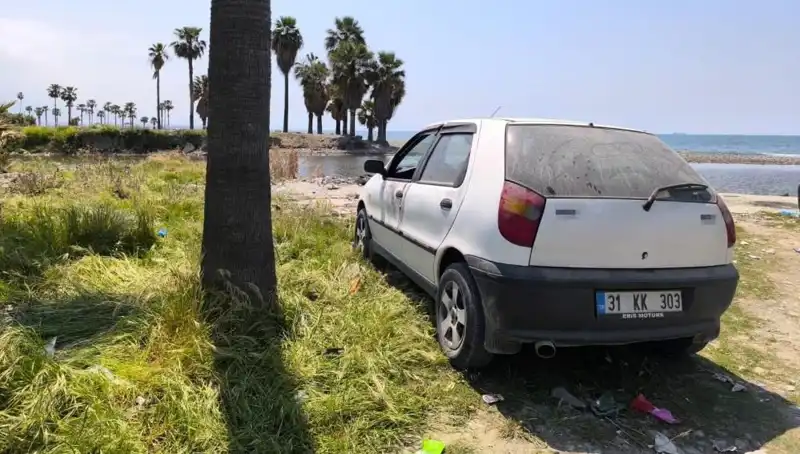 Arabasında Başından Vurulmuş Şahıs: Korkunç Buluntu ve Ardındaki Gizem