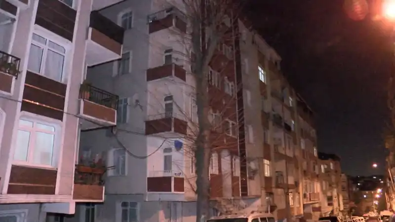 Altı Katlı Binada Gizemli Sesler: Apartman Acil Tahliye Edildi