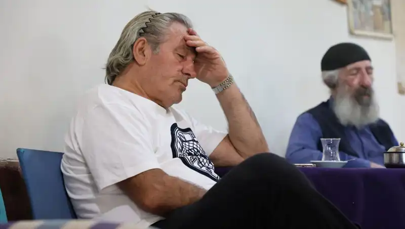 Yıllardır "Uyutan Kahvehane" Olarak Bilinen Mekanda Sır Dolu Hayat
