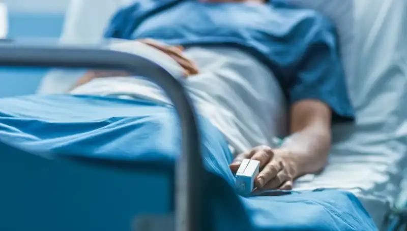Mide Ağrısı Şikayetiyle Gittiği Doktorun Tedavisi Sonrası Hayatını Kaybetti