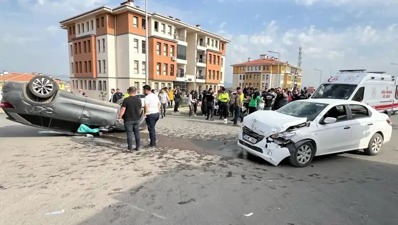 Nurdağı'nda Dehşet Saçan Kaza: 6 Çocuk, 9 Yaralı Hastanede!