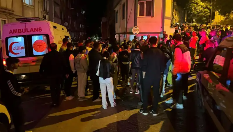 Balıkesir'de Sokakta Kavga: Sopayla Başlayan Olay Kanlı Bitti
