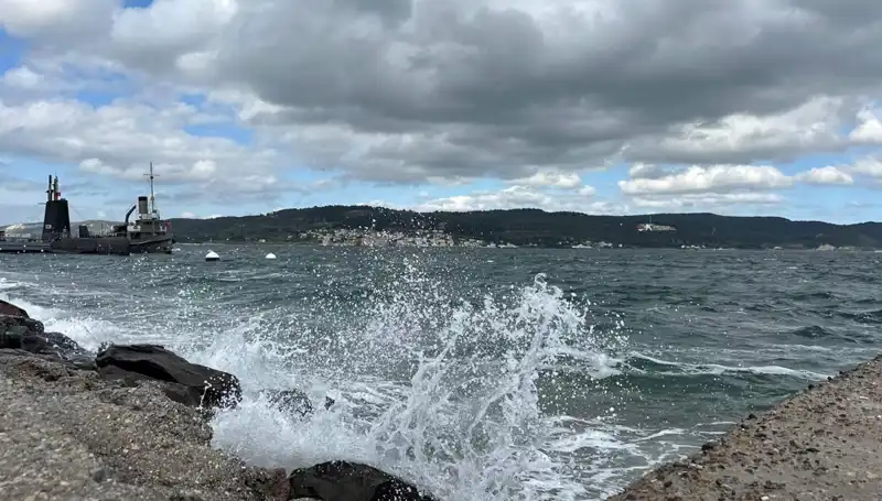 Beykoz Sahillerinde Denize Giriş Yasak: Nedeni ve Etkileri Neler?