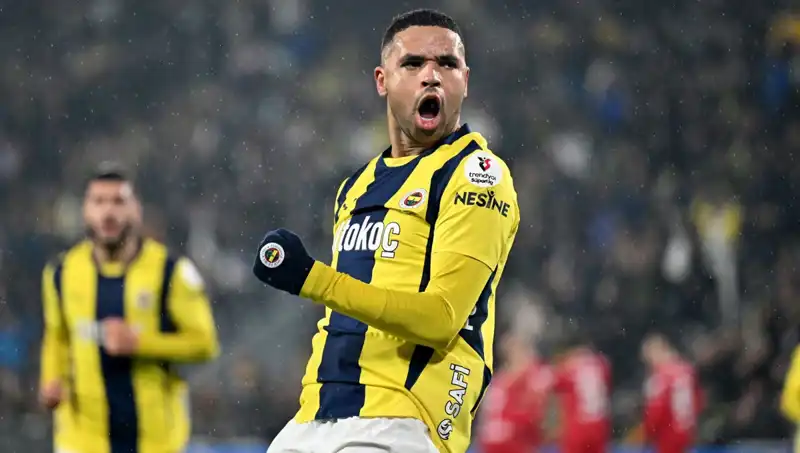 Fenerbahçe, Golcü Takasıyla Kadrosunu Güçlendiriyor: Kimler Değişiyor?