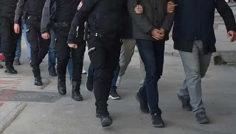 Kocaeli'de Fuhuş Operasyonu: 3 Kişi Tutuklandı, Ayrıntılar Şoke Ediyor!
