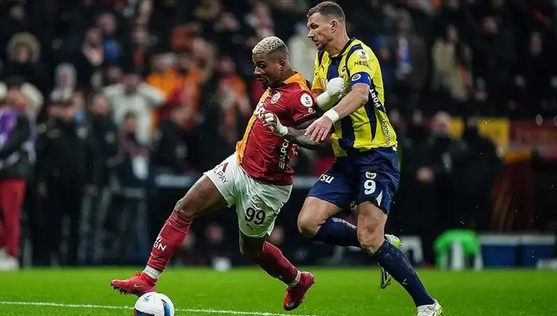 Fenerbahçe ve Galatasaray, Kupada Tarihi Bir Mücadeleye Hazırlanıyor