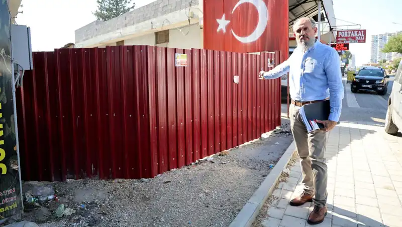 Tapulu Arazim Dedi, Sokağın Girişini Kapattı: Olayın Perde Arkası Ne?