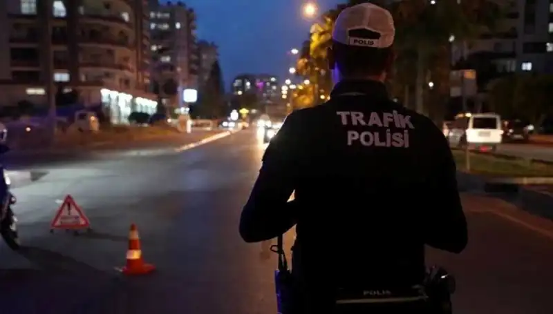 Sosyal Medya Paylaşımları Yüzünden 53 Bin Lira Cezaya Çarptırıldılar!