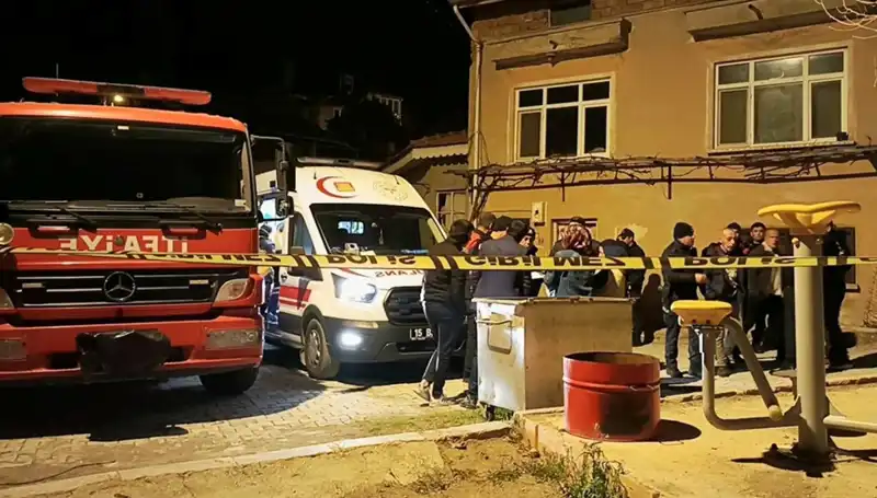 Yaşlı Adamın Yanmış Cansız Bedeni: Olayın Sırrı Ne?