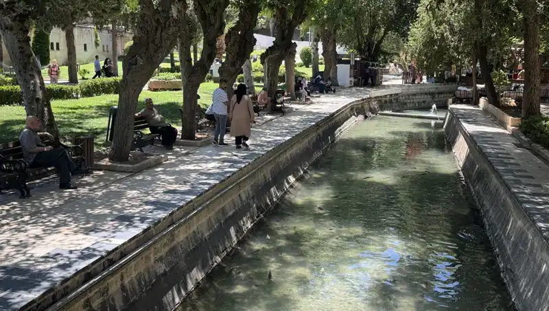Şanlıurfa’da Sıcak Hava Rekoru: Termometreler 37 Dereceyi Geçti!