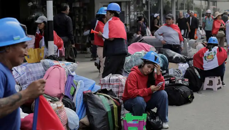 Peru'da Madenciler Sokakları Taşıyor: Grev ve Protestolar Büyüyor