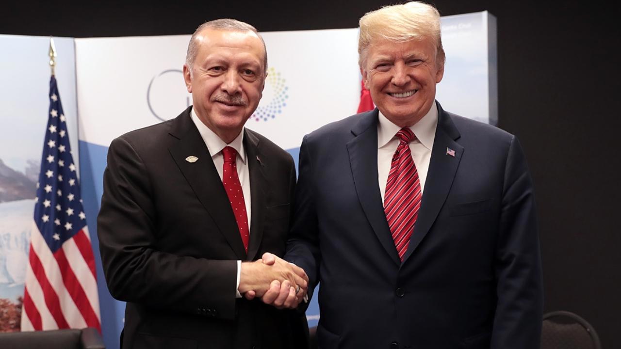 Trump'tan Cumhurbaşkanı Erdoğan'a övgü