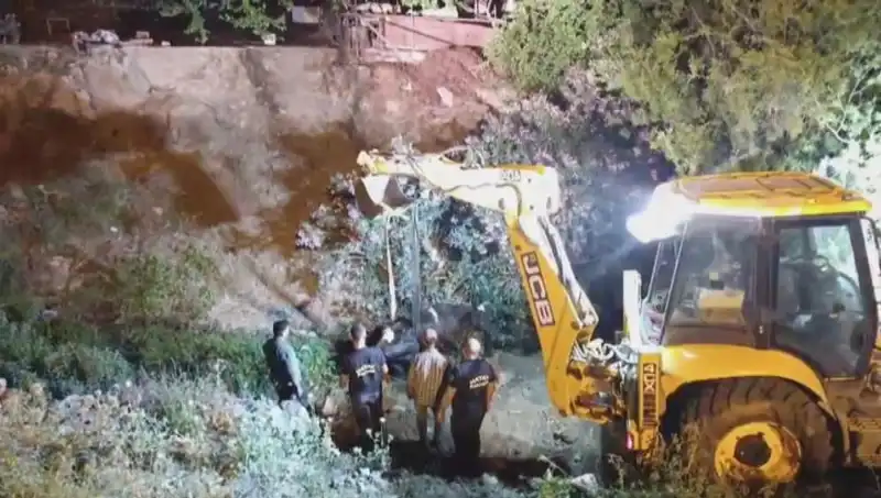 Hatay’da İneği Kurtarmak İçin Yapılan Kahramanca Operasyon