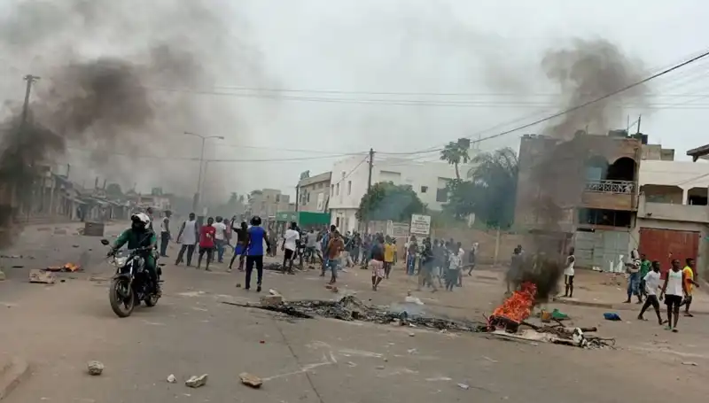 Togo'da Protestoların Ardından Nehirlerde Bulunan 7 Ceset, Ülkeyi Sarsıyor