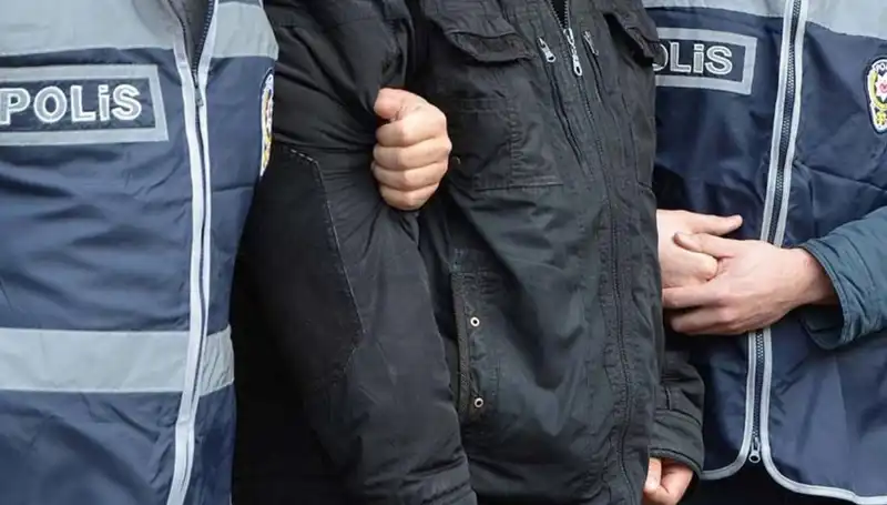 İstanbul'daki "Huzur" Denetimleri: Bin 35 Gözaltı ile Güvenlik Önlemleri Artıyor
