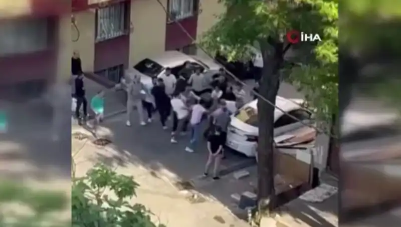 Madde Bağımlısı ile Kapıları Zorlayan Yılmaz’a Acı Fatura: Meydan Dayakları
