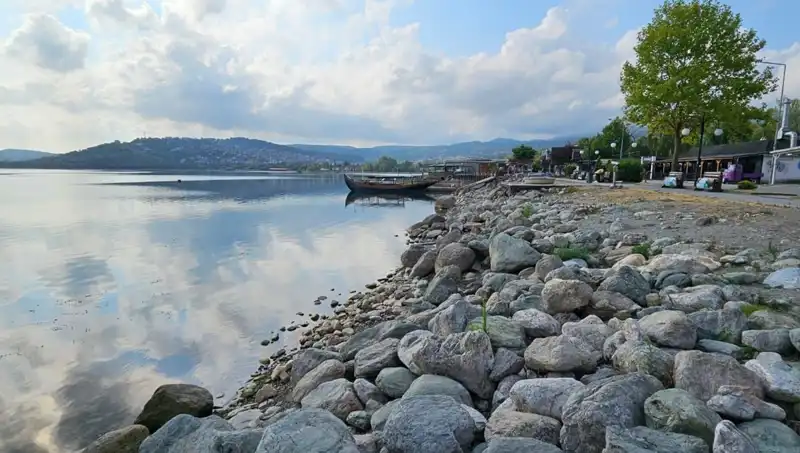 Sapanca Gölü'nde Su Seviyesindeki Düşüş, Doğayı ve Ekosistemi Tehdit Ediyor