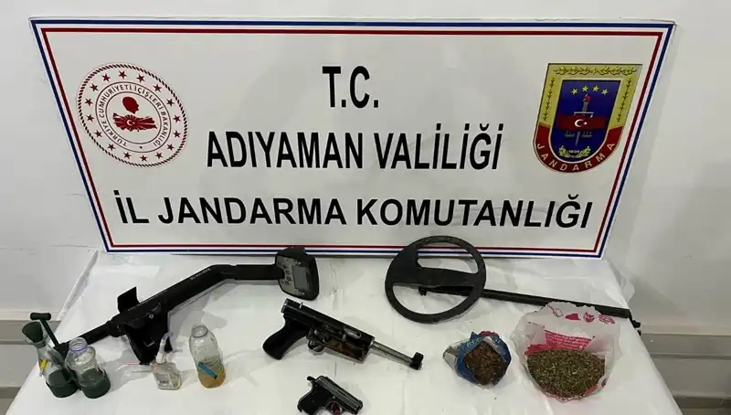 Adıyaman'da Uyuşturucu Operasyonu: 14 Şüpheli Suçüstü Yakalandı!