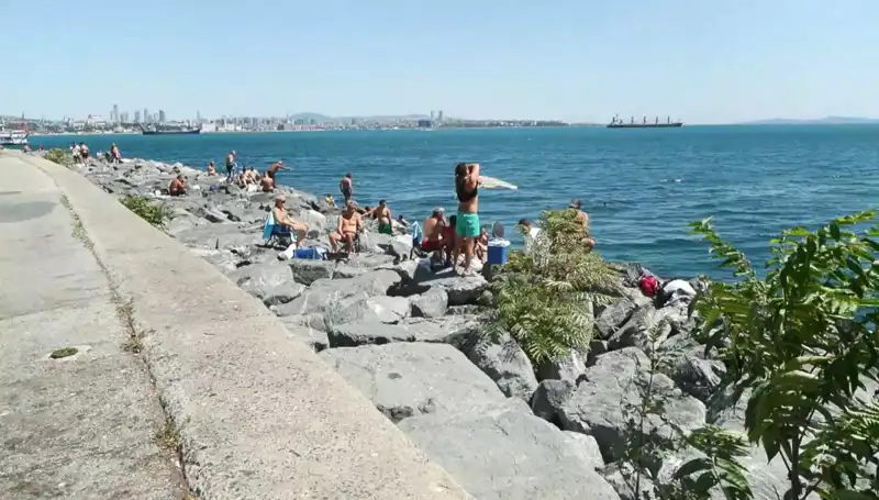 İstanbul'da İlkbahar İklimi: Sahil Keyfi Yeniden Başladı!