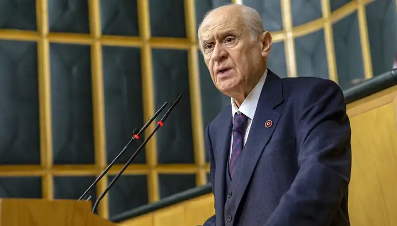 Bahçeli’den Sokak Çağrıları Hakkında Çarpıcı Açıklama: Masum Mu, Yoksa Düşmanca Mı?